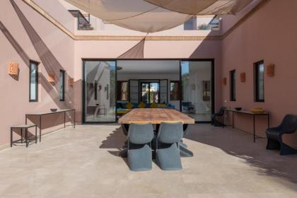 Les Iris - Peaceful villa with heated private pool & hammam - image 23