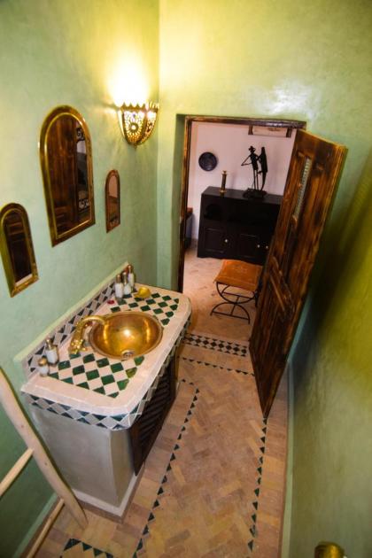 Riad Vis Ta Vie - image 27