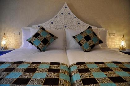 14 bedrooms villa with private pool jacuzzi and terrace at Marrakesh - image 29