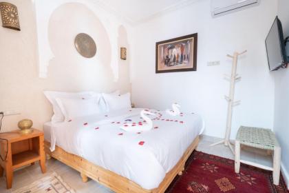 Riad El Habib - image 28