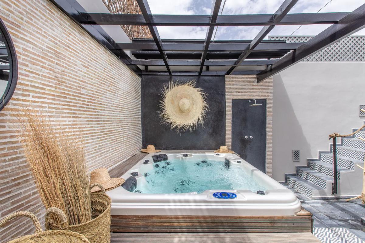 Riad Princesse Des Sables- Jaccuzzi& SPA-Breakfast - main image