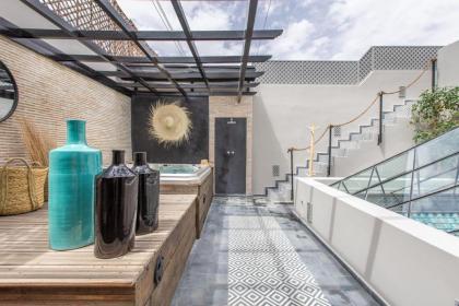 Riad Princesse Des Sables- Jaccuzzi& SPA-Breakfast - image 10