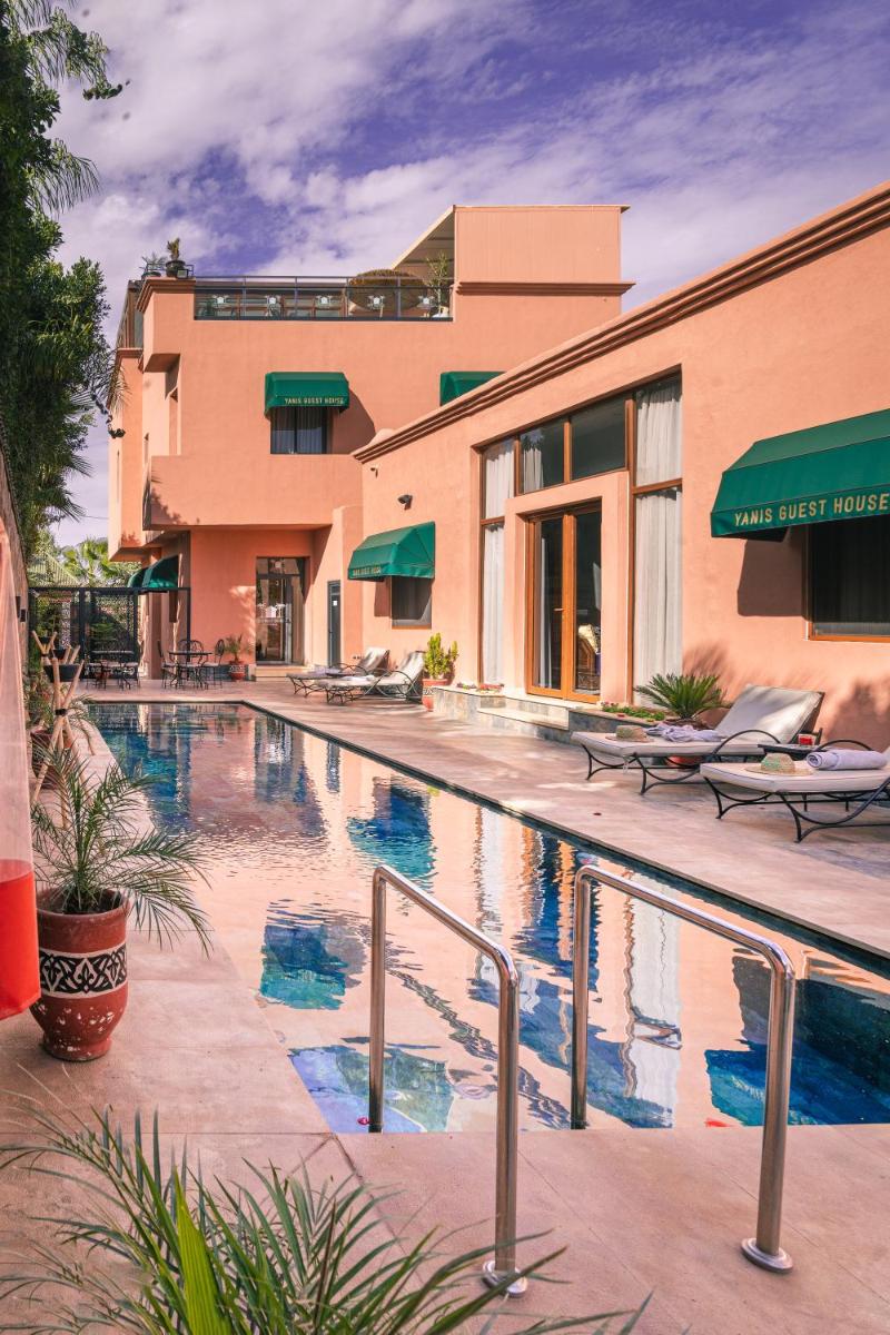 Yanis Guest House - main image