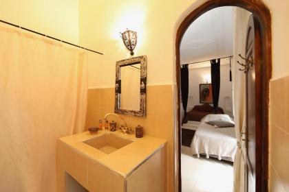 Riad Noor Charana - image 21