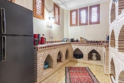Central Entire and exclusive house Ryad no shared - image 23