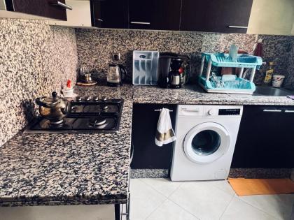 Cozy 2 bedrooms apartment fully equipped - image 23