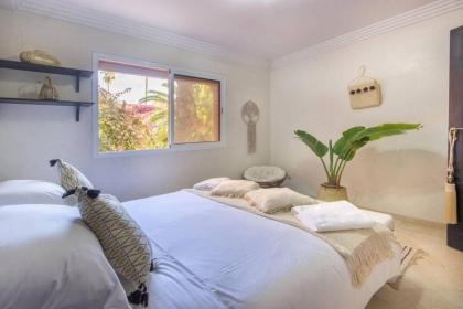 Luxury Duplex - Private Jacuzzi - Center Hivernage - image 24