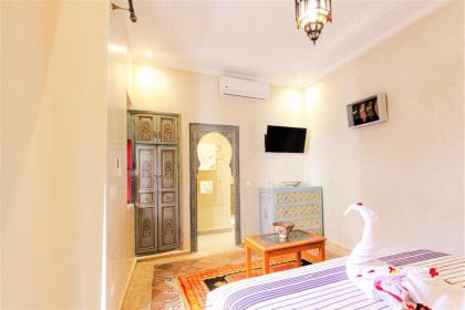 Riad Tahyra - image 22