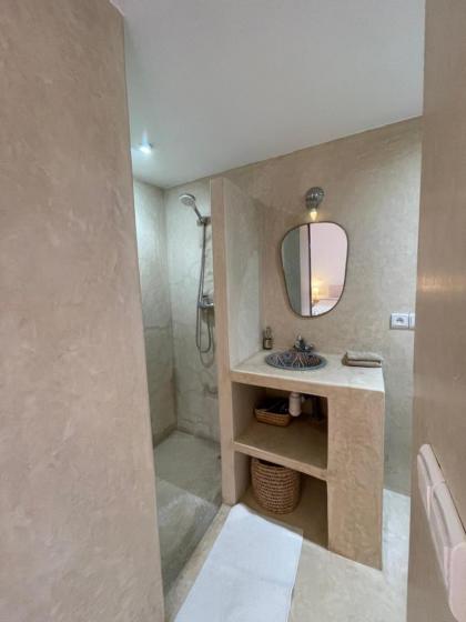 Dar Yu Yu - image 25