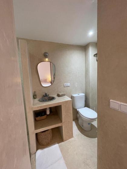 Dar Yu Yu - image 26