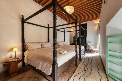 Riad Kitula - image 21