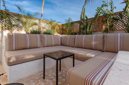 Riad K-white - image 25