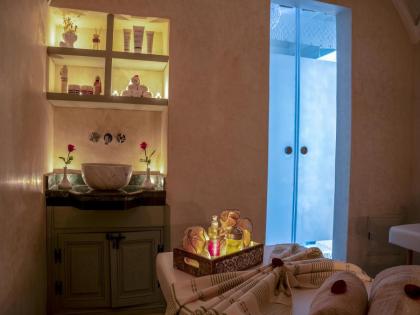 Riad Almisk - image 25
