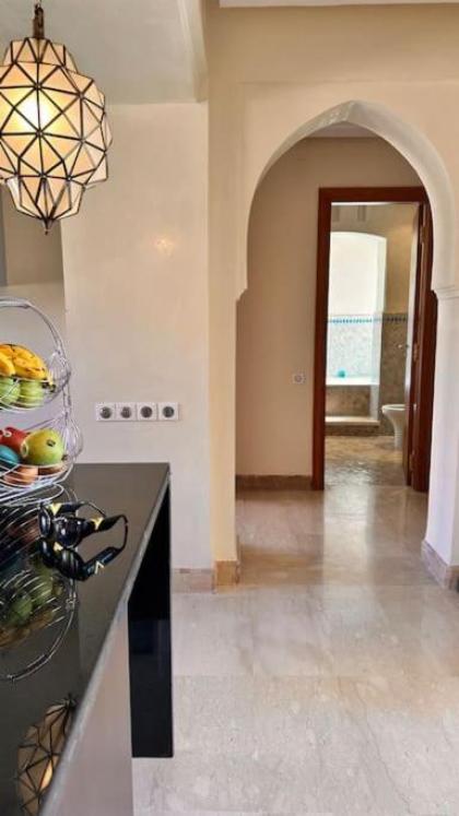 Amazing flat with a Swimming pool &Relaxing green garden - image 26