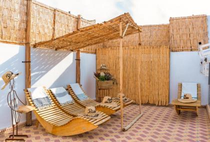 Riad Des Sables-Exclusive -4 Suites -Swimming Pool - image 21