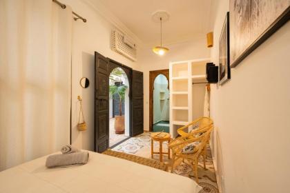 Riad Des Sables-Exclusive -4 Suites -Swimming Pool - image 29